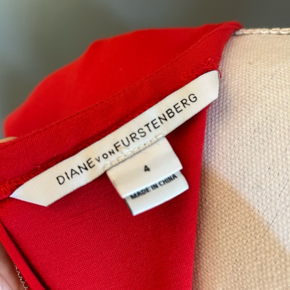 Diane Von Furstenberg Red Dress~Size 4 - Picture 4 of 7
